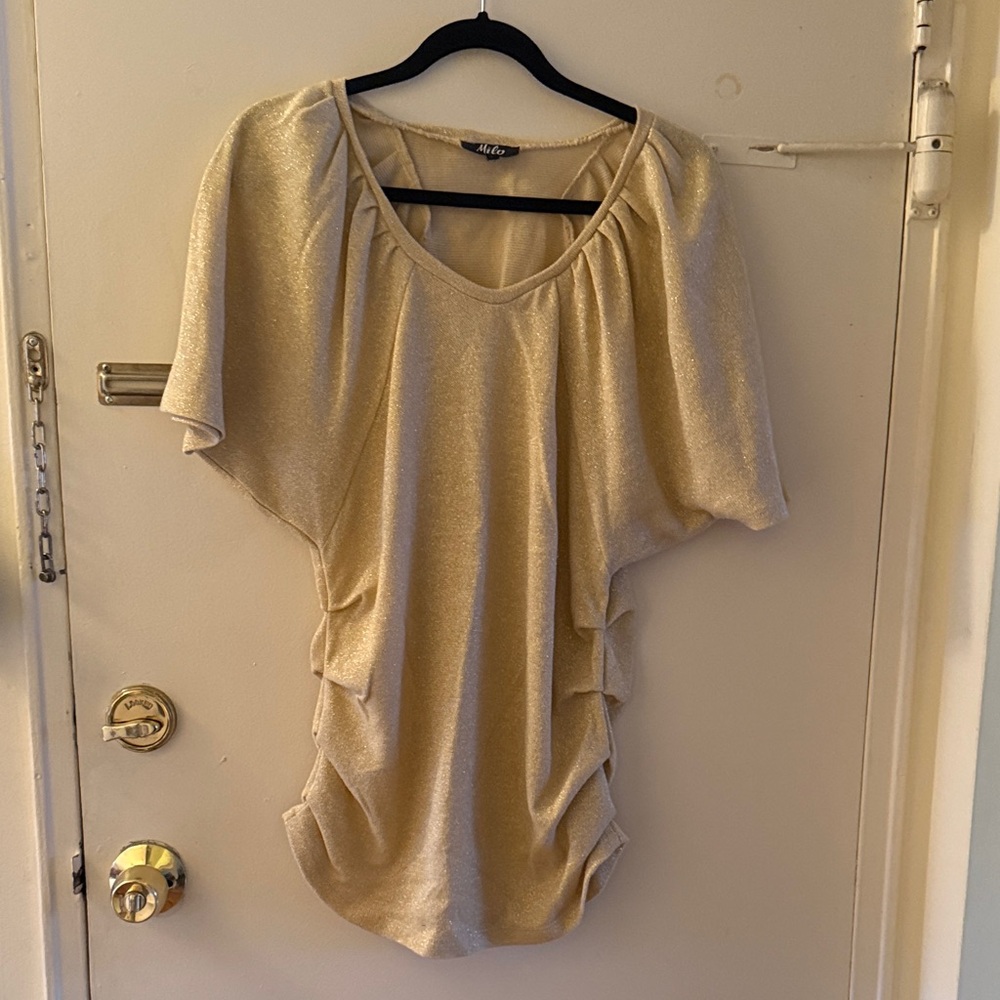 Elegant Milo Milano Shimmering Gold Blouse size Large worn once.